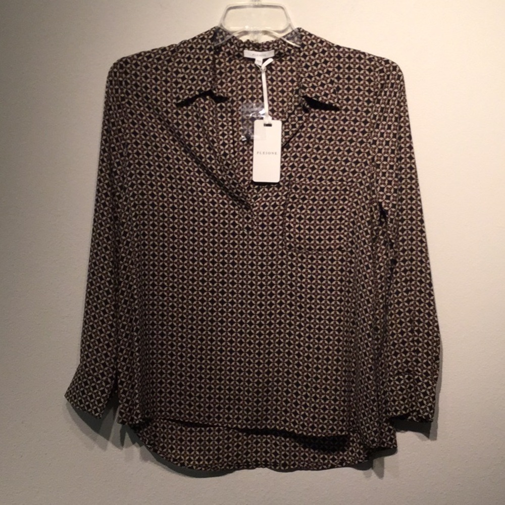 Pleione Blouse Size S NWT